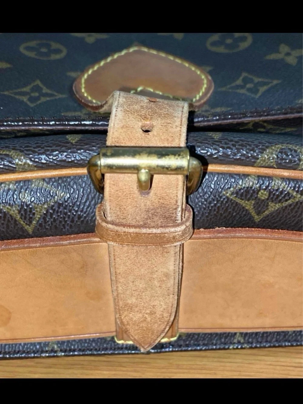 Louis Vuitton Monogram Cartouchiere MM Crossbody Shoulder Bag Vintage Brown LV
